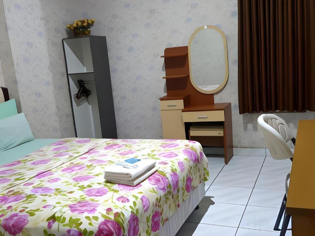 Nasional Hotel Gunungsitoli Exteriér fotografie